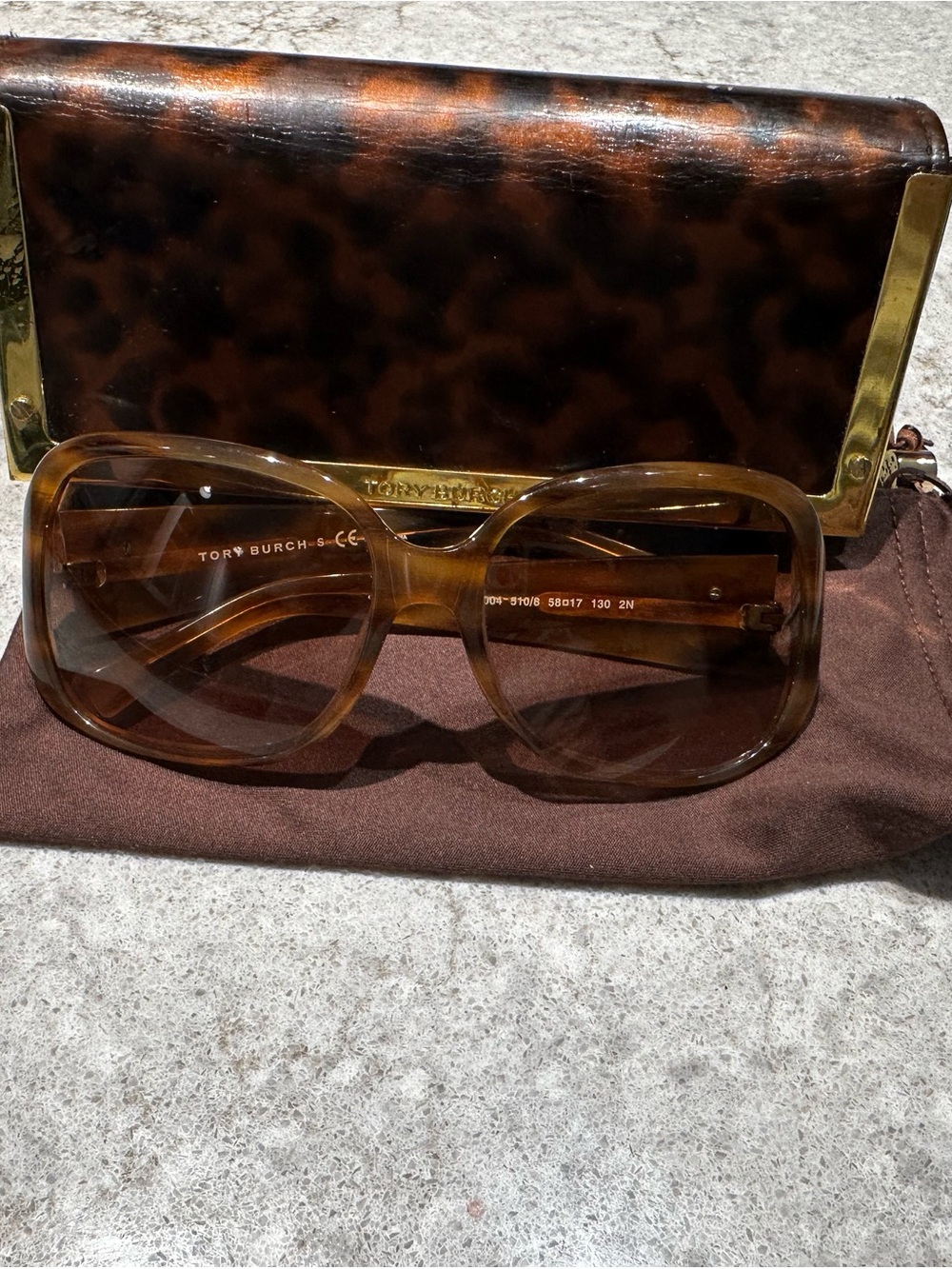 Tory Burch Brown Tortoiseshell Oversized Sunglasses with Matching Case